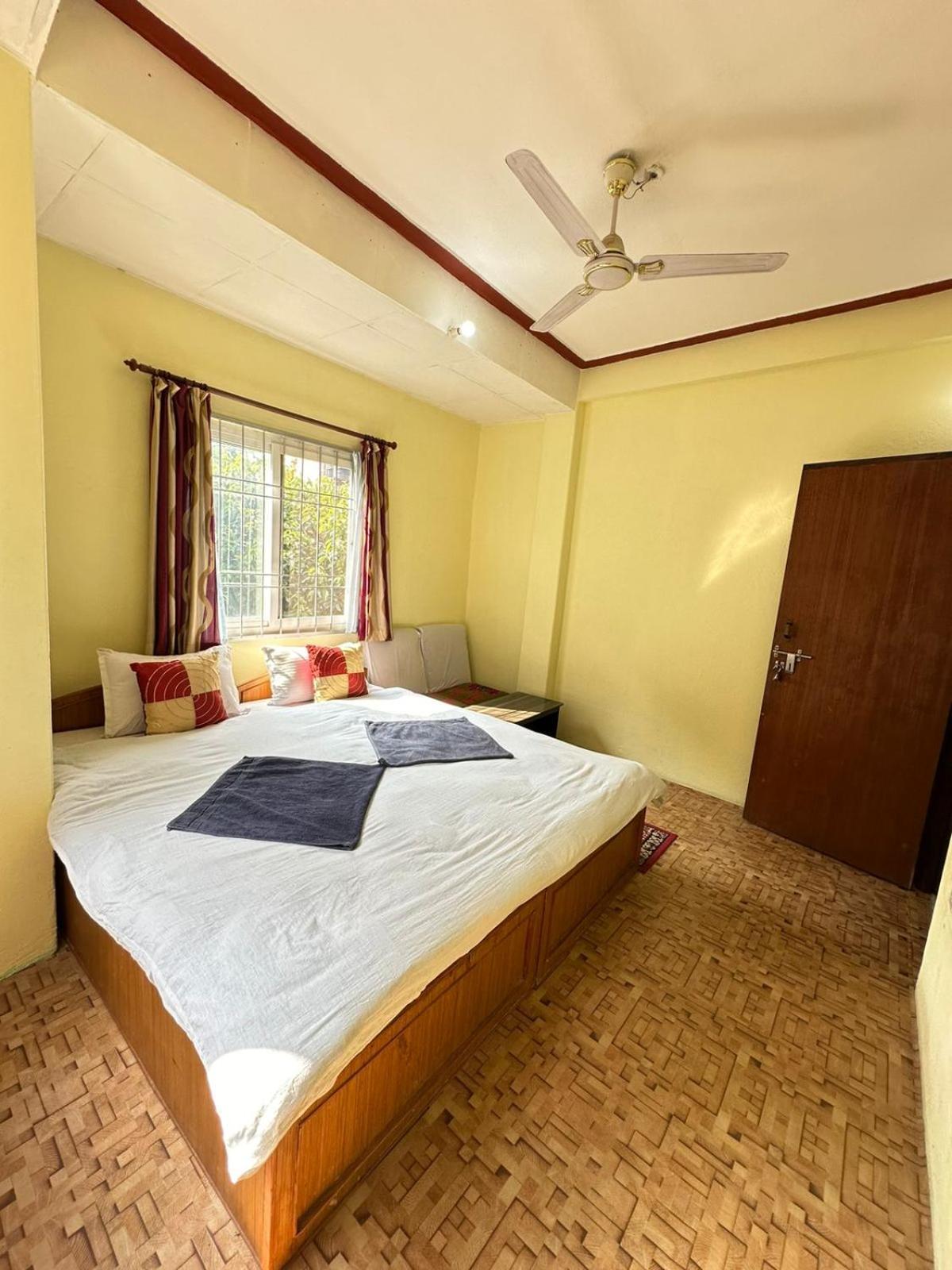 Richheart'S Two Bedroom Apartment Pokhara Kültér fotó